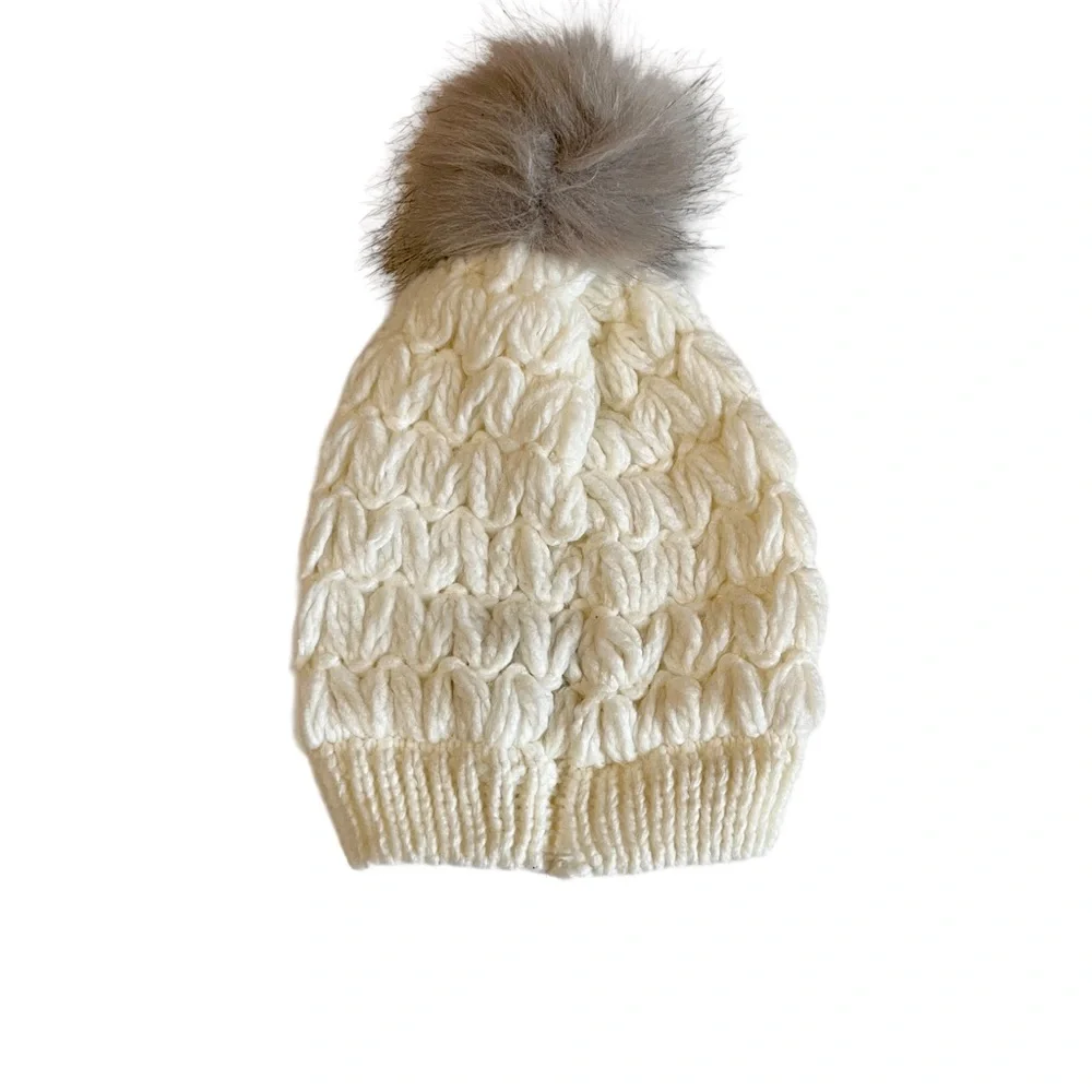 Express Knit Beanie Hat Adult One Size Ivory Stretch Slouchy Gray Faux Fur Pom - Picture 3 of 7